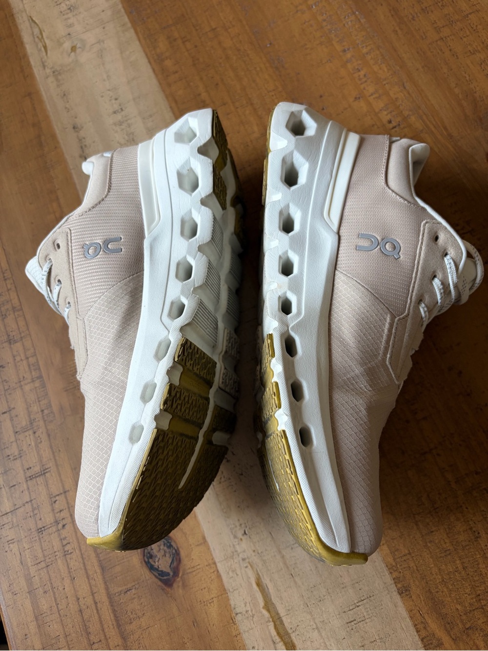 ON Cloudrunner 2 Waterproof, Women’s 7.5 - Picture 3 of 8